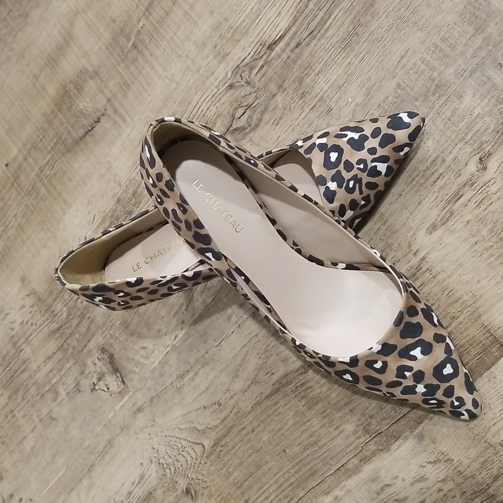 Leopard Pumps Sz 8